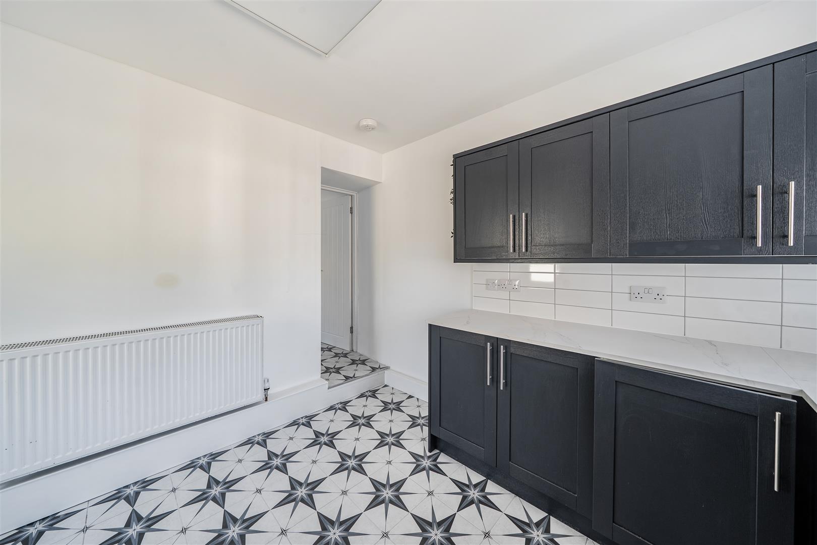 Ravenhill Road, Ravenhill, Swansea, SA5 5AN
